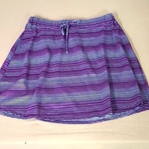 - TEHAMA Sport Skirt Size Medium